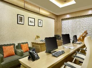 Гостиница DoubleTree by Hilton Hotel Riyadh - Al Muroj Busin
