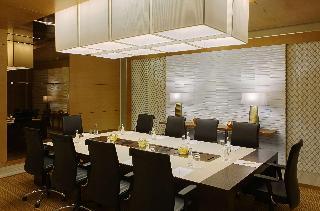 Гостиница DoubleTree by Hilton Hotel Riyadh - Al Muroj Busin