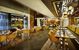 Гостиница DoubleTree by Hilton Hotel Riyadh - Al Muroj Busin