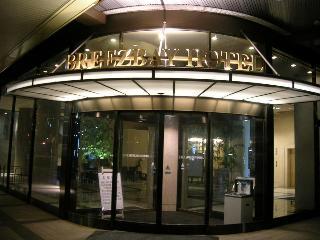 Breezbay Hotel Resort And Spa