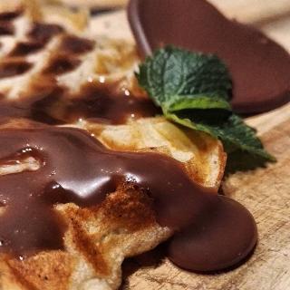 Hotel Bed And Waffles