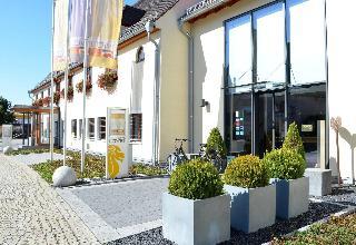 Hotel & Gasthof Lowen