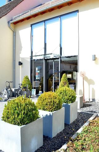 Hotel & Gasthof Lowen