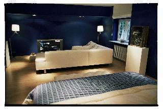 Hotel Charl's