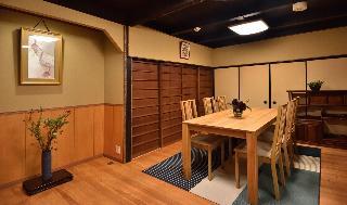 Hotel Rakusuian