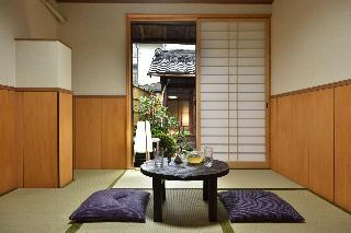 Hotel Rakusuian