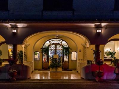 Гостиница Taverna Del Leone