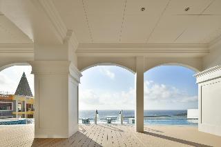 Гостиница Lequ Okinawa Chatan Spa Resort