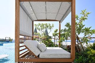 Гостиница Lequ Okinawa Chatan Spa Resort
