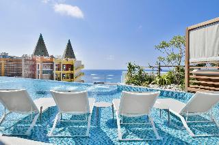 Гостиница Lequ Okinawa Chatan Spa Resort