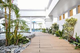 Гостиница Lequ Okinawa Chatan Spa Resort