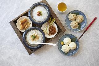Гостиница Lequ Okinawa Chatan Spa Resort