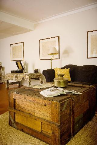 Гостиница Mount Meru Game Lodge