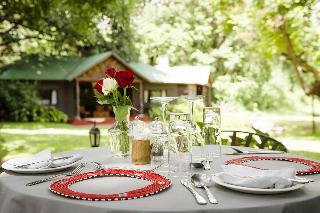 Гостиница Mount Meru Game Lodge