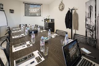 Гостиница INTER-HOTEL Le Ya'Tis