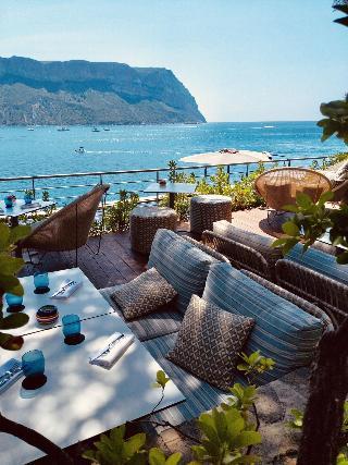 Гостиница Les Roches Blanches de Cassis