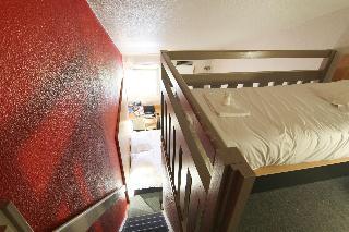 Гостиница Kyriad Direct Poitiers - Gare Du Futuroscope