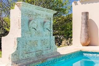 Гостиница Les Secrets d'Aix Les roulottes