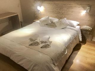 Гостиница Hotel Pyrene