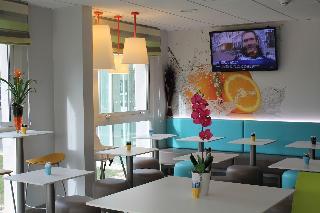 Гостиница First Inn Hotel Les Ulis