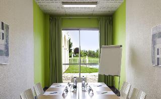 Гостиница ibis Styles Aix-les-Bains Domaine de Marlioz