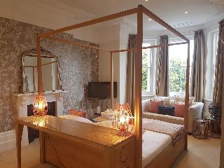 Hotel Relish