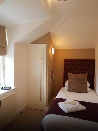 Hotel Relish