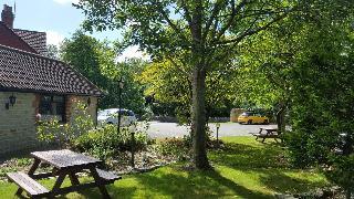 Hotel The Walnut Tree