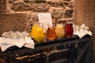 Hotel Craigmhor Lodge & Courtyard
