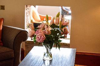 Hotel Craigmhor Lodge & Courtyard