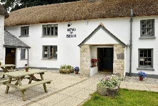 Hotel Ring Of Bells Inn