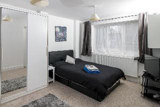 Гостиница Lovely Rooms In A Quiet Place Of Woking