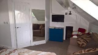 Hotel Regent Serviced Suites