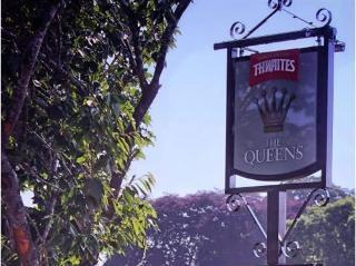 Hotel The Queens