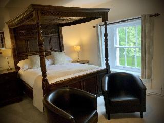 Hotel Pheasant Inn