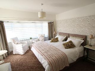 Hotel Canford Bridge B B