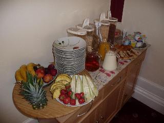 Гостиница The Warwick Southport