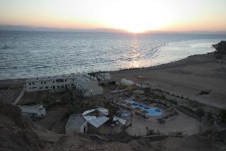 Bedouin Moon Hotel