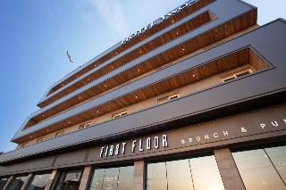 Hotel Two-Y