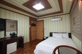Гостиница Cnn Hotel