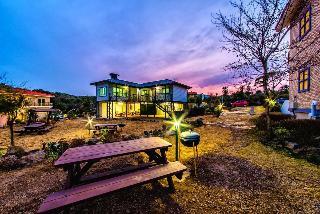 Гостиница Jeju Myung House