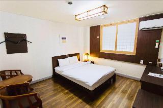 Гостиница Jeonju Hansung Tourist Hotel