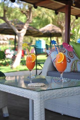 Гостиница Fiore Beach Studios