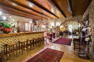 Гостиница Castello Di Altomonte