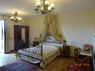 Гостиница Castello Di Altomonte