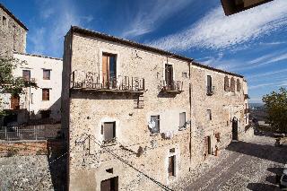 Гостиница Castello Di Altomonte