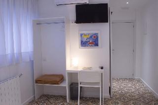 Гостиница Hostal Nova