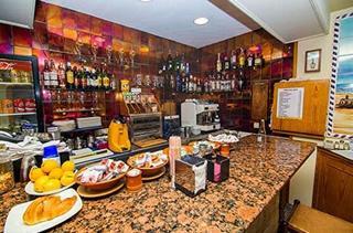 Гостиница Hostal Los Corchos