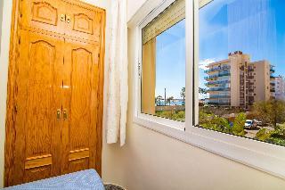 Гостиница Hostal Los Corchos