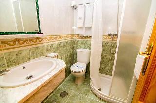 Гостиница Hostal Los Corchos